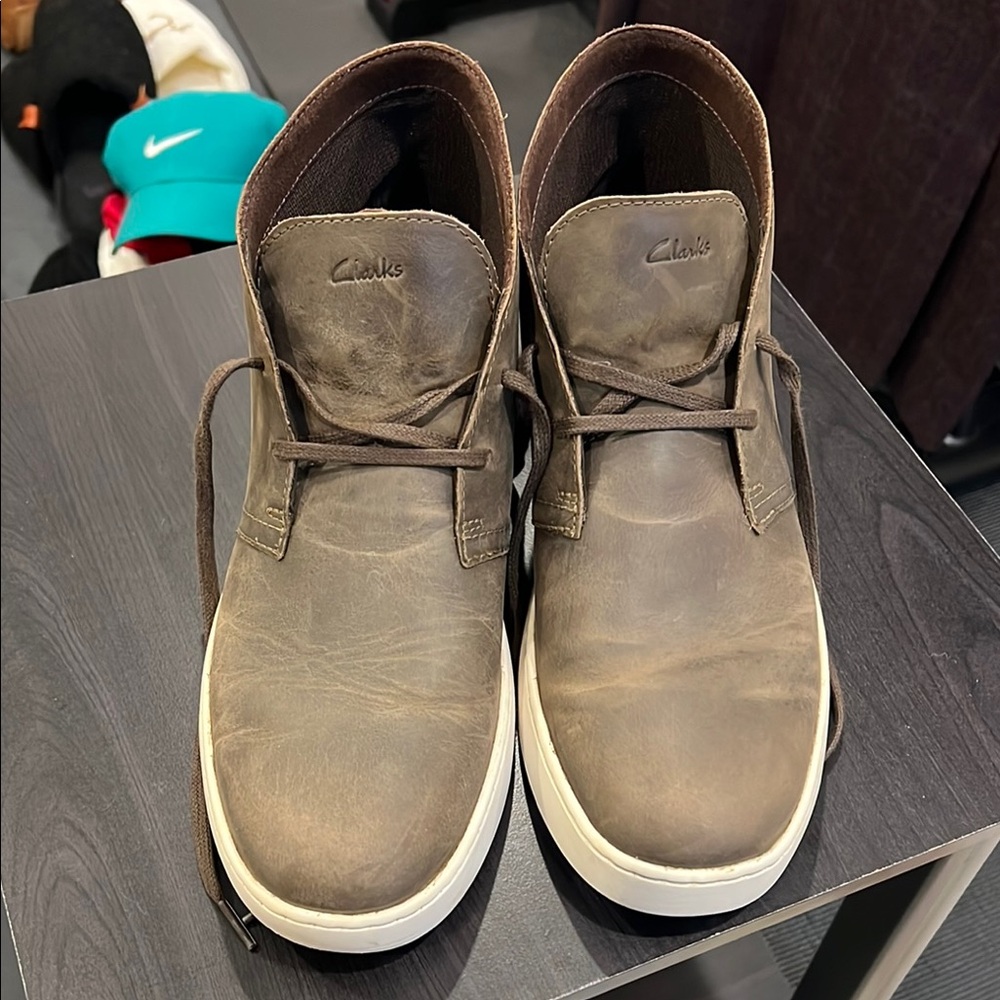 Clarks Men's Brown Leather Shoes
